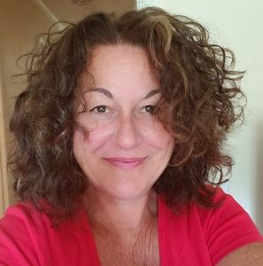 Meet your Posher, Michele